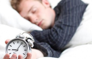 كثرة النوم والمشاكل الصحية المسببة لها وبعض الفوائد للعلاج.
